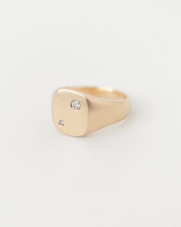 Nova Signet Mini Deux Yellow Gold