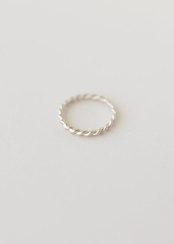 Twisted wire ring silver