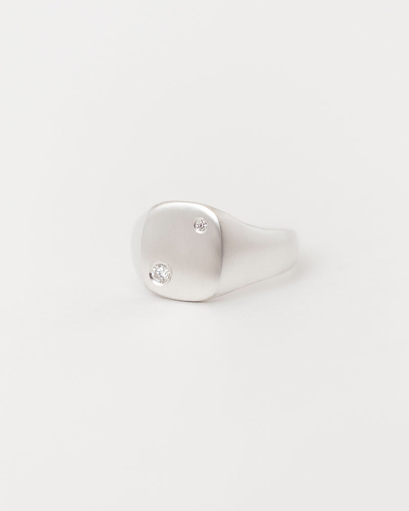 Nova Signet Mini Deux White Gold