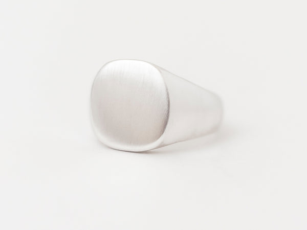 Nova Signet White Gold