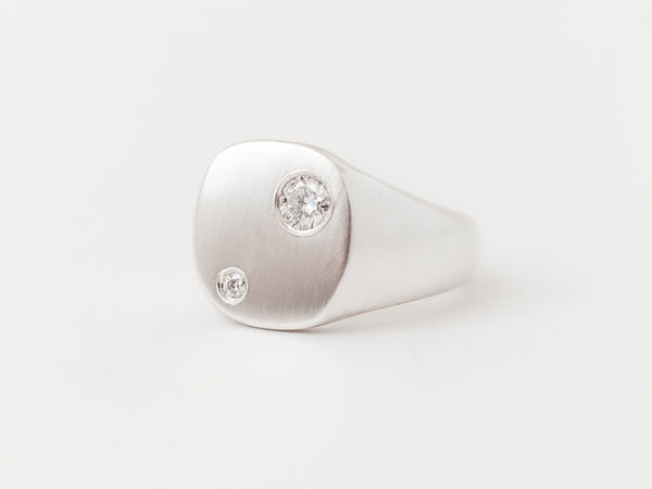 Nova Signet Deux White Gold