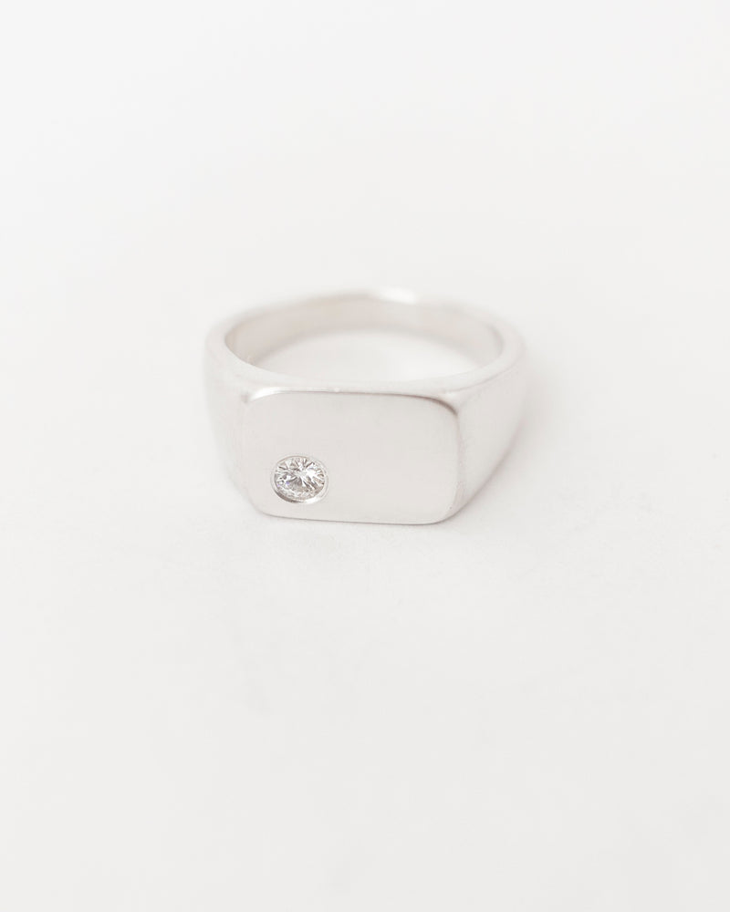 Ellipse Signet Une White Gold