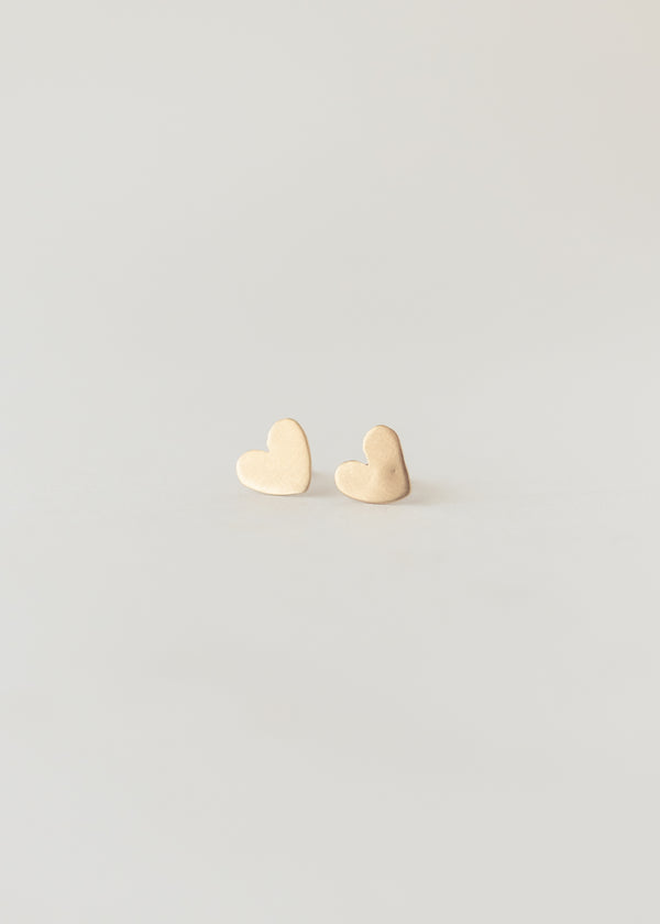 Loveheart studs gold - ready to ship