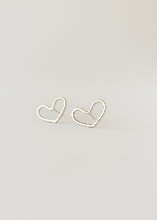 Loveheart wire studs silver
