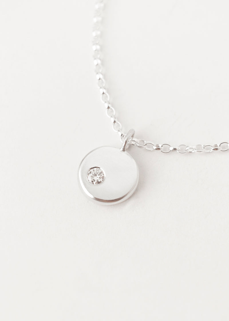 Lune Necklace Une White Gold