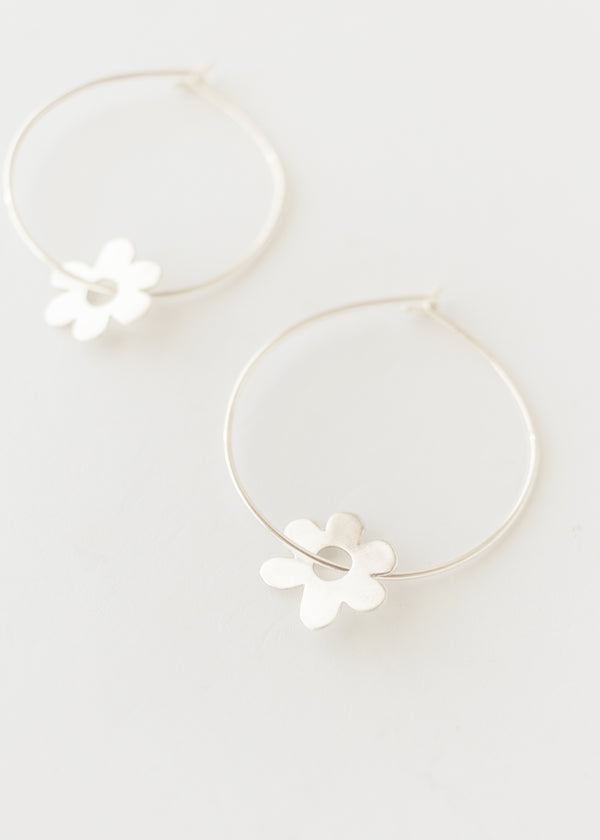 Holy daisy hoops silver - wholesale