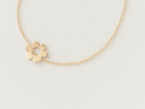 Holy daisy bracelet gold