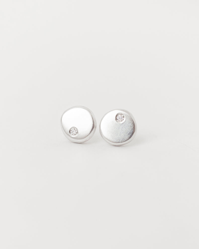 Lune Studs Une Silver