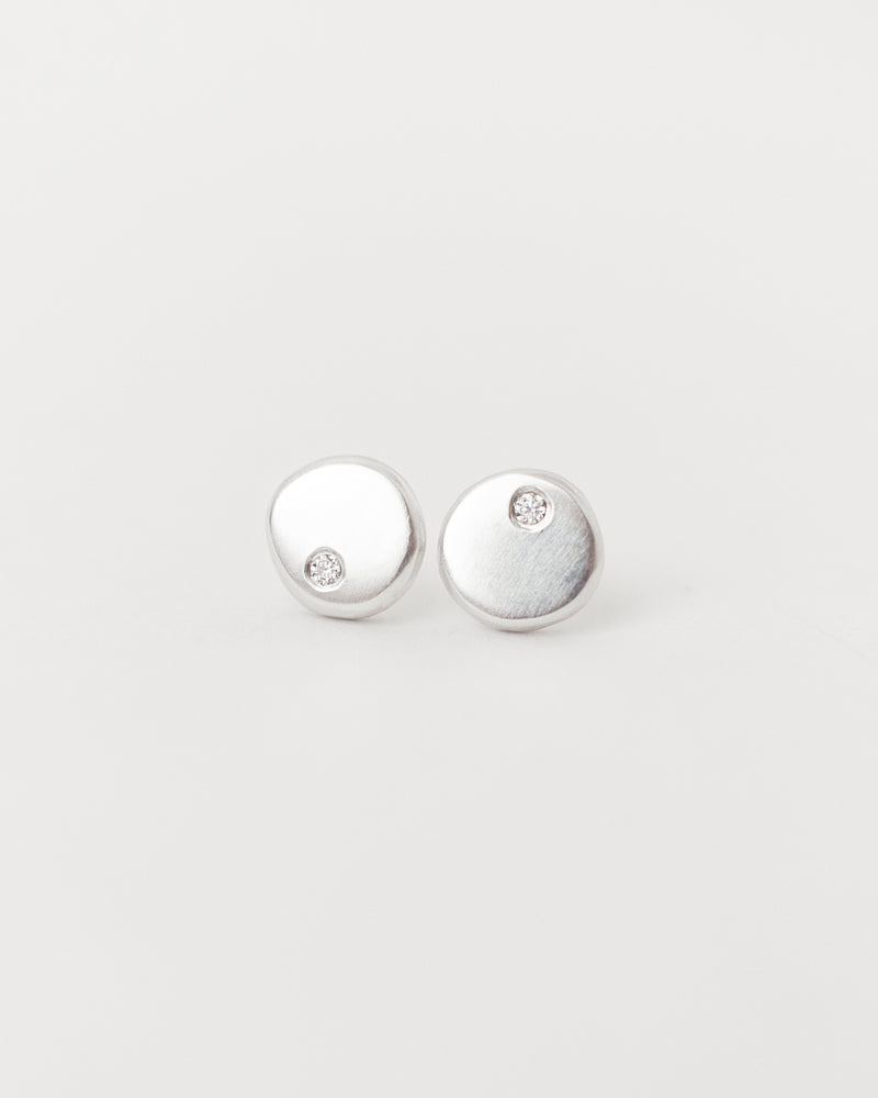 Lune Studs Une White Gold