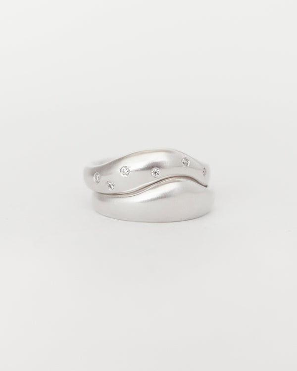 Aurore Plain + Wave Constellation Stack White Gold