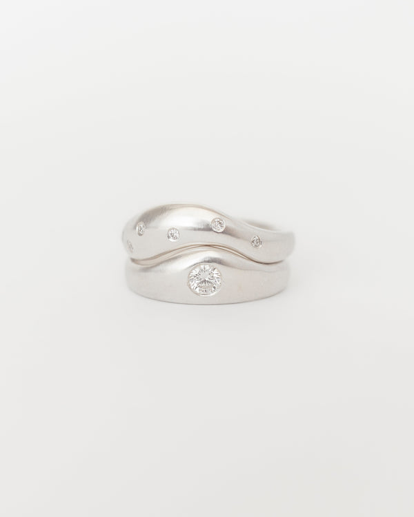 Aurore Une + Wave Constellation Stack White Gold