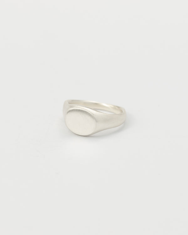 Round signet ring silver - ready to ship