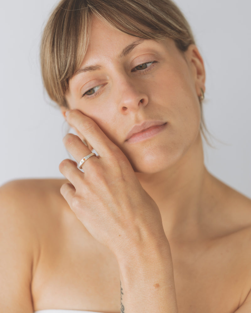 Fine colourway ring silver