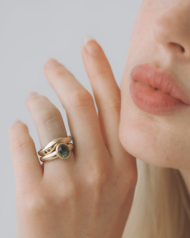 Dune ring - Gemstones - Yellow Gold
