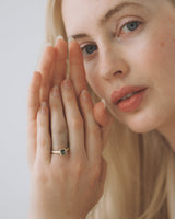 Aurora petite Solitaire - Emerald Cut Parti Sapphire - Yellow Gold
