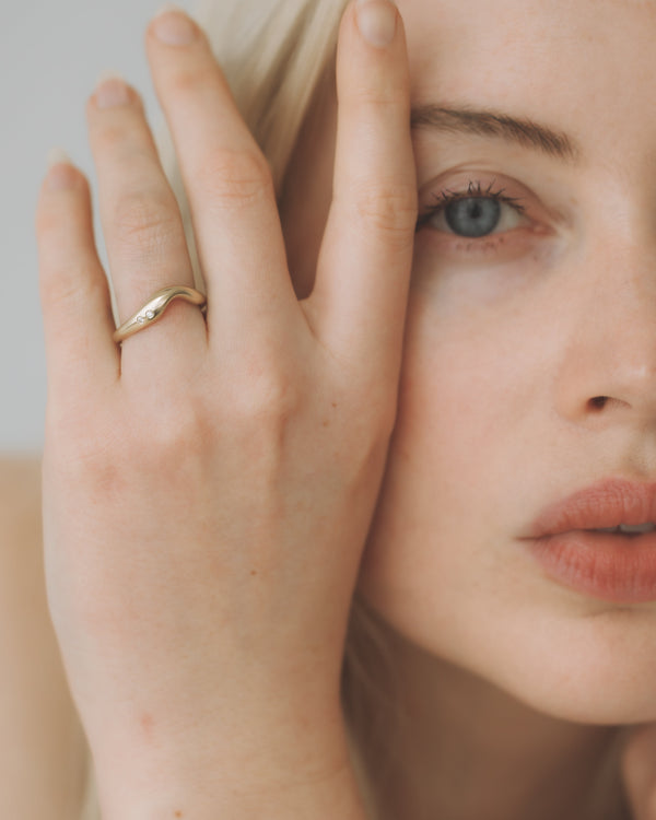 Dune petite ring - Gemstones - Yellow Gold