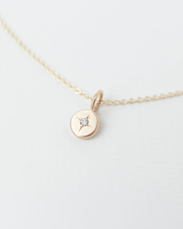 Mini birthstone necklace gold