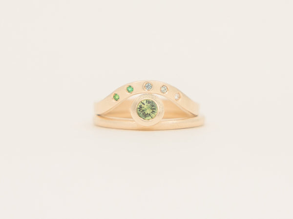 Olive Signature Stack - yellow gold