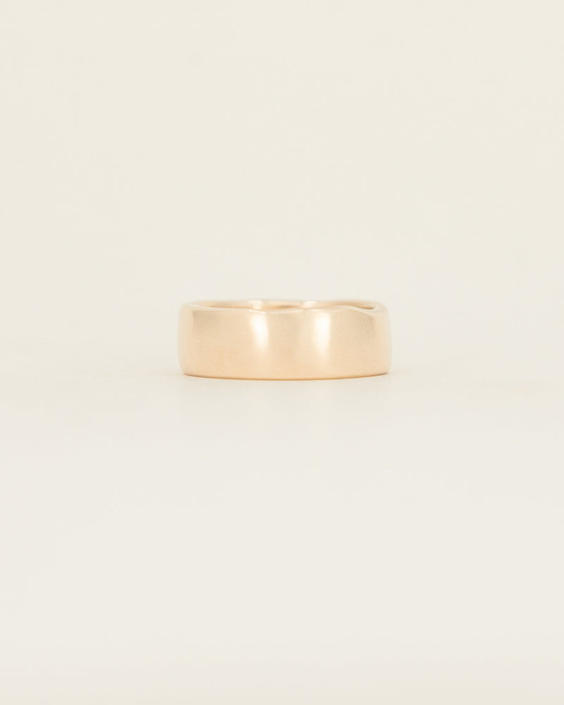 Wide Band - yellow gold