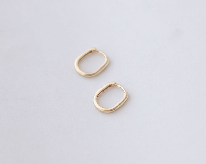 Square huggies gold
