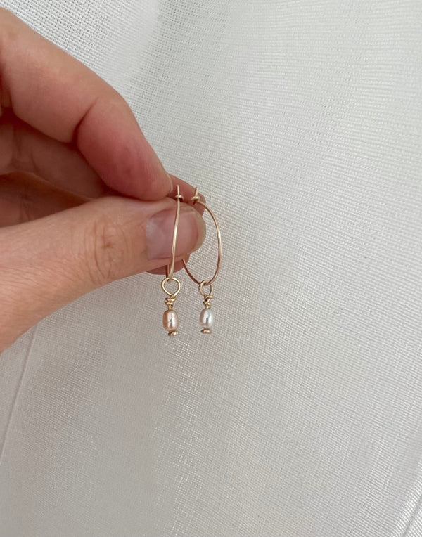 Mini pearl hoops gold - ready to ship