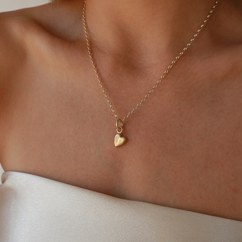 Coeur - Love Charm Necklace Plain Gold