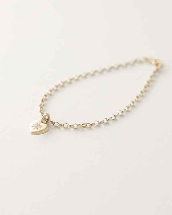 Loveheart charm bracelet gold