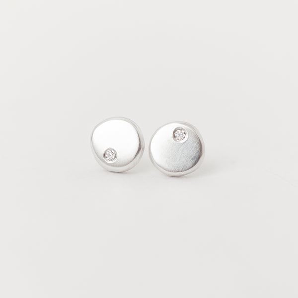 Lune Studs Une White Gold