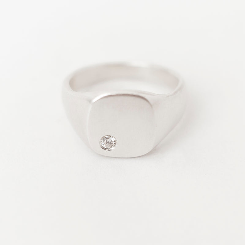 Nova Signet Mini Une White Gold