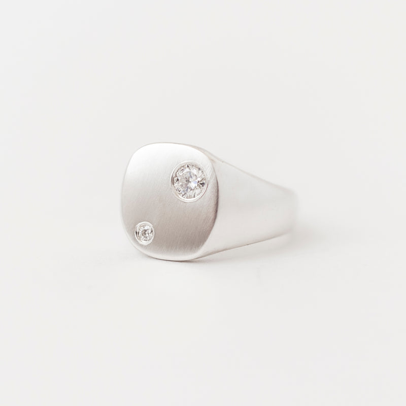 Nova Signet Deux White Gold