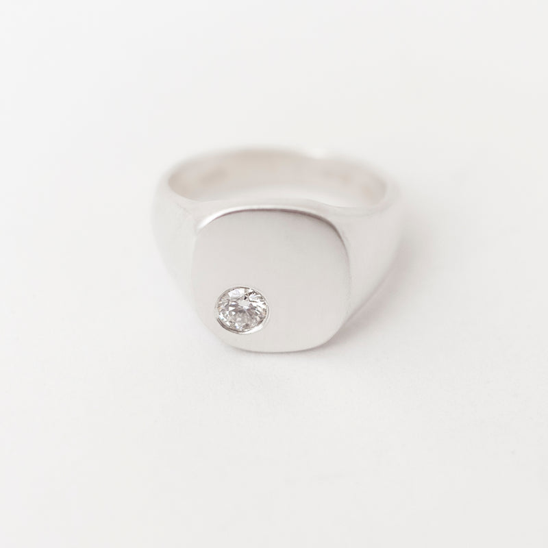 Nova Signet Une White Gold