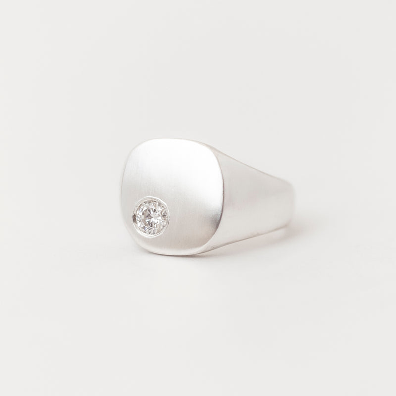 Nova Signet Une White Gold