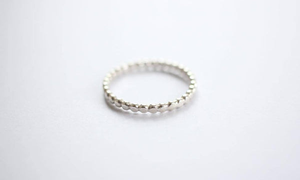 Hammered bubble wire ring silver - wholesale