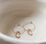 Mini loveheart wire hoops gold