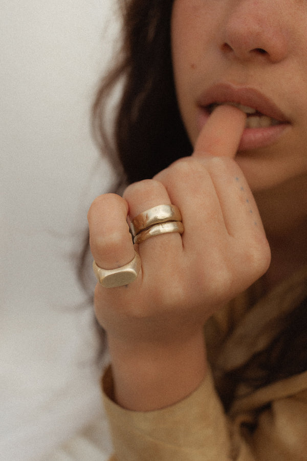 Chunky molten ring gold