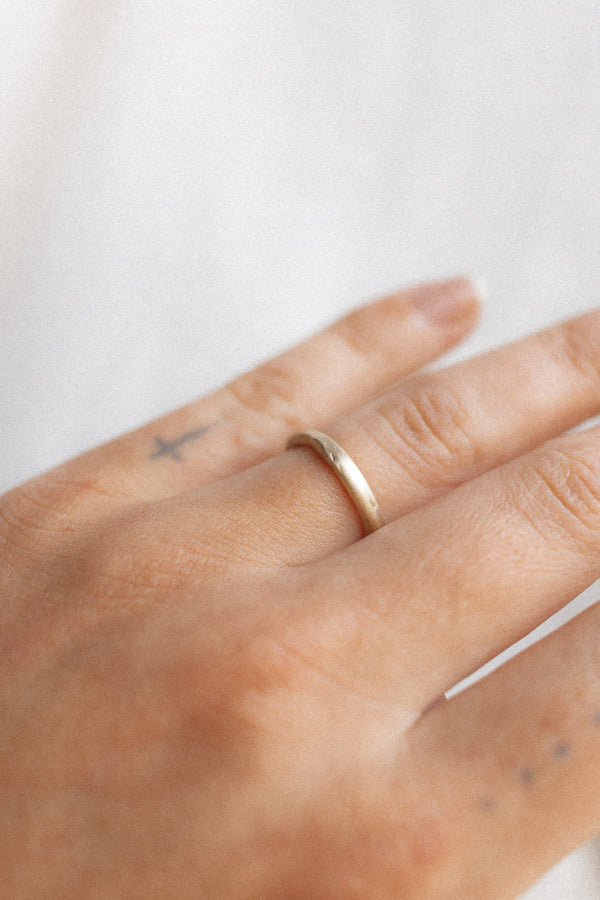 Fine molten ring gold - ready to ship