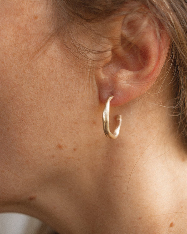 Fine molten hoops gold