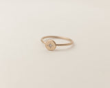Gemstone ring gold