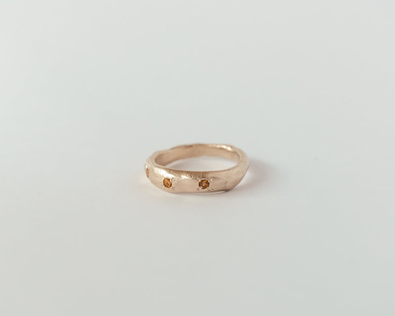 Molten multi-gemstone ring gold