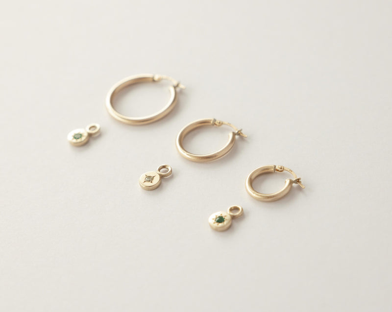 Round charm hoops gold