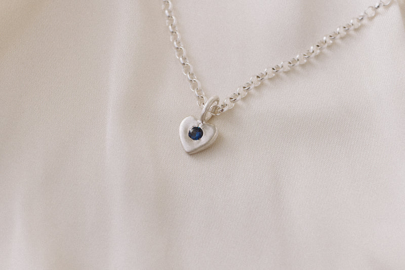 Mini loveheart necklace silver