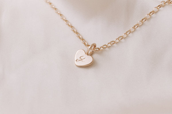 Mini personalised loveheart Y necklace gold - ready to ship